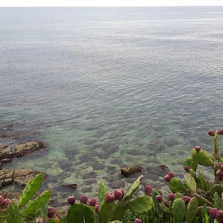Maredentro Appartement Sampieri Buitenkant foto